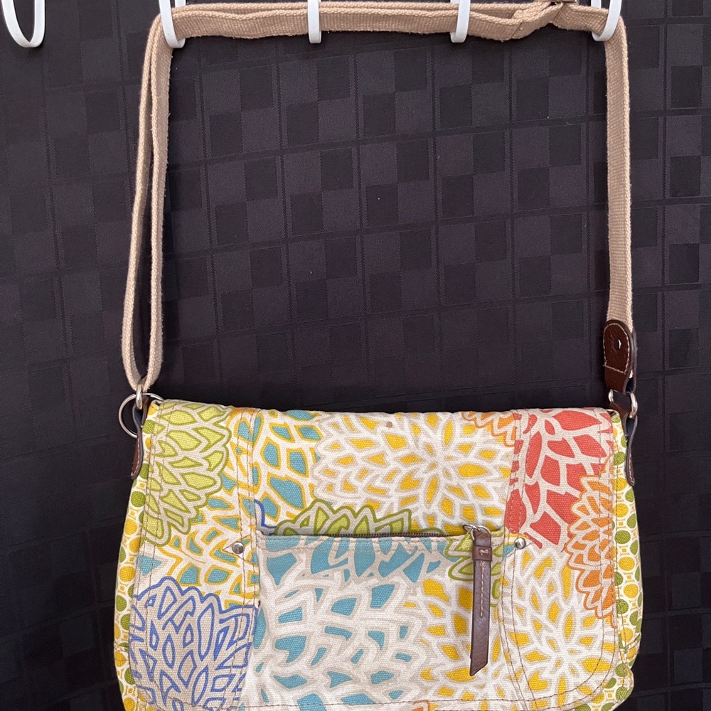 Relic Multicolor Floral Crossbody Bag